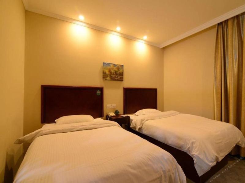 Greentree Inn Jiangsu Zhenjiang Dingmao Industrial Park Wode Square Express Hotel Eksteriør bilde