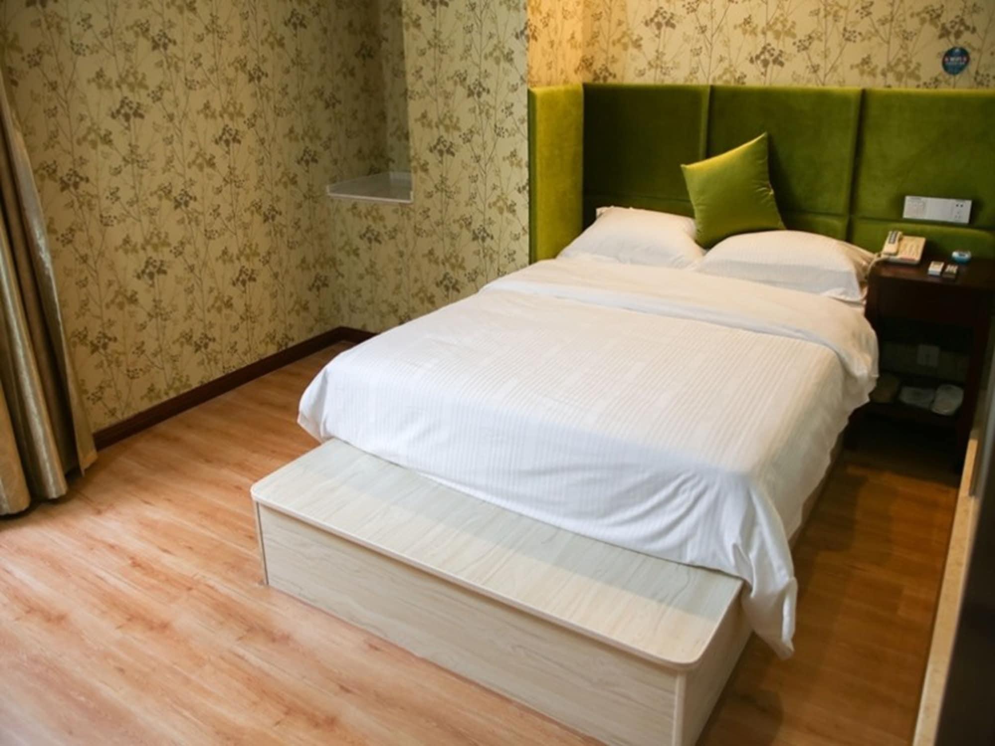 Greentree Inn Jiangsu Zhenjiang Dingmao Industrial Park Wode Square Express Hotel Eksteriør bilde