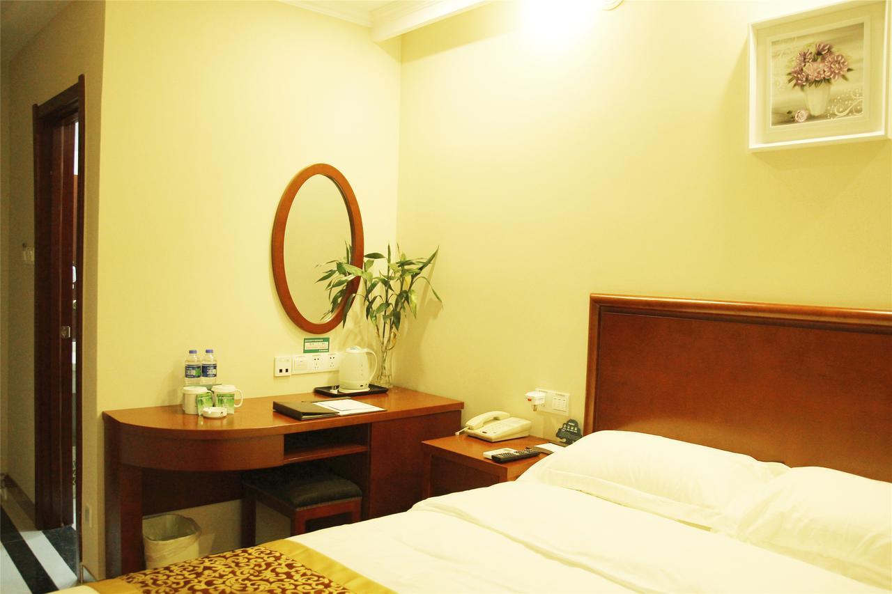 Greentree Inn Jiangsu Zhenjiang Dingmao Industrial Park Wode Square Express Hotel Eksteriør bilde