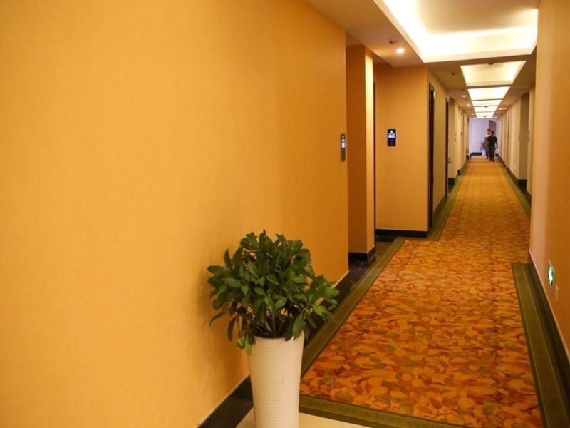 Greentree Inn Jiangsu Zhenjiang Dingmao Industrial Park Wode Square Express Hotel Eksteriør bilde